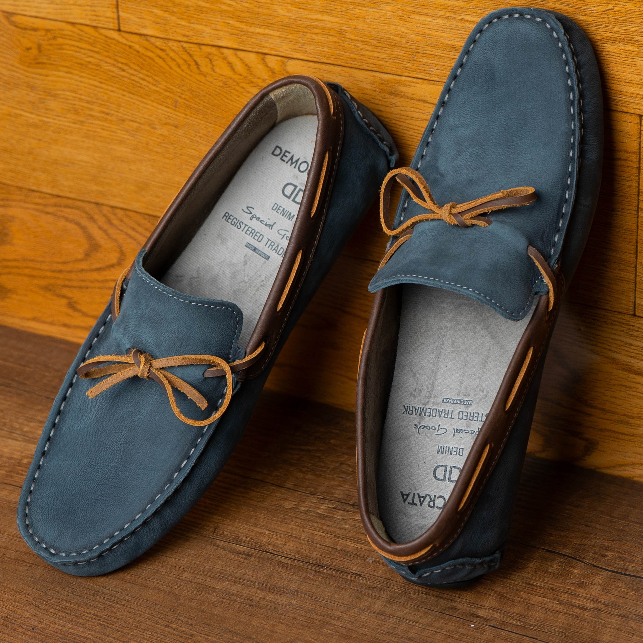 MOCASSINS ET TRAPPEURS